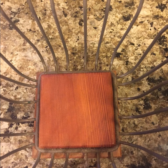 Small basket - Picture 3 of 3